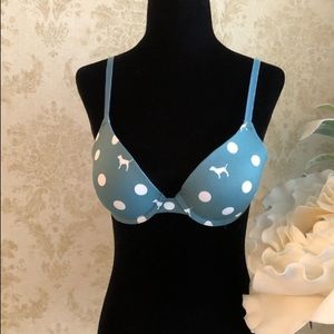 Pink Victoria’s Secret push-up bra